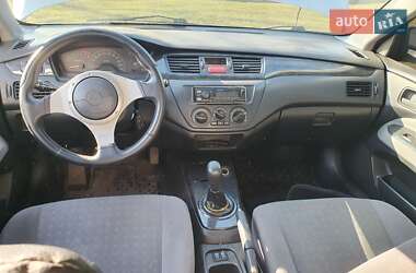Седан Mitsubishi Lancer 2004 в Львове