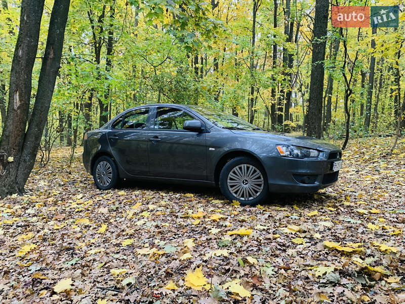 Седан Mitsubishi Lancer 2011 в Балте