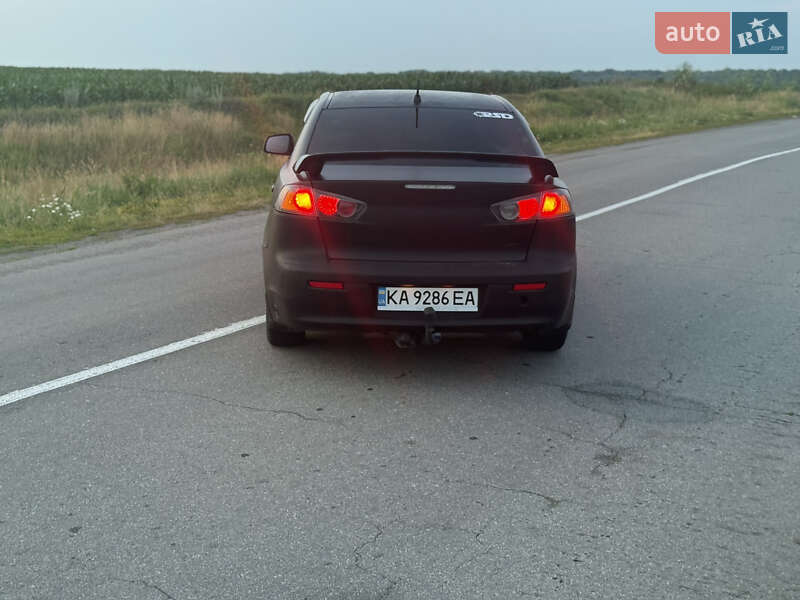 Седан Mitsubishi Lancer 2009 в Старокостянтинові