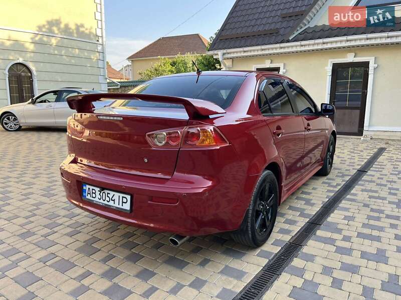 Седан Mitsubishi Lancer 2007 в Могилев-Подольске