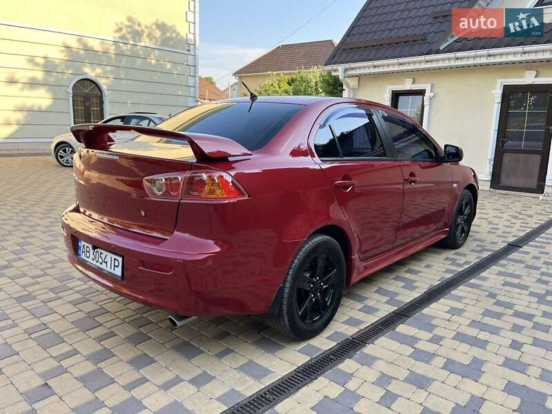 Седан Mitsubishi Lancer 2007 в Могилев-Подольске