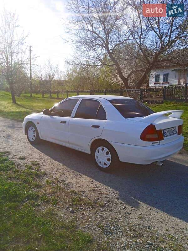 Mitsubishi Lancer 1996