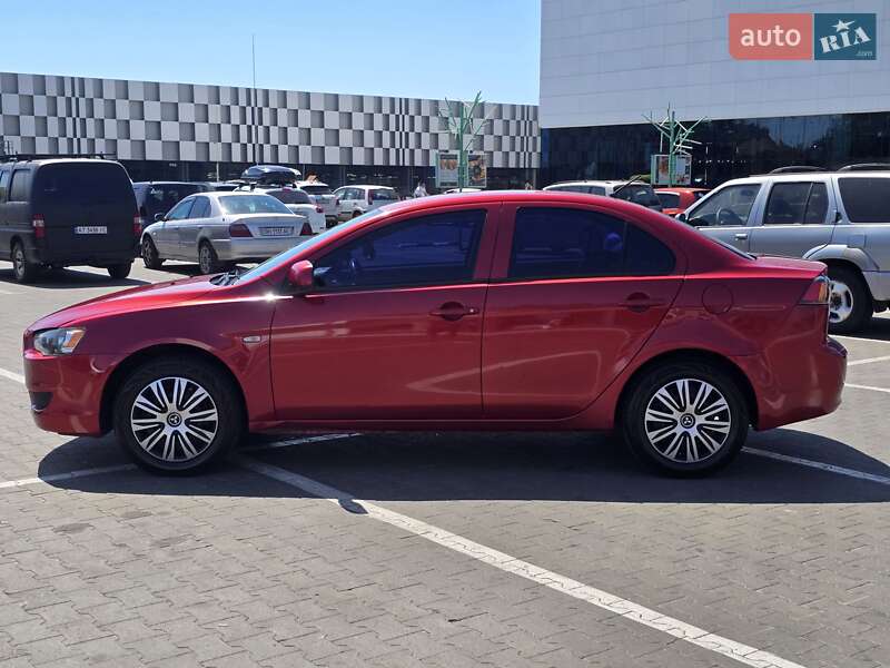 Седан Mitsubishi Lancer 2010 в Одессе