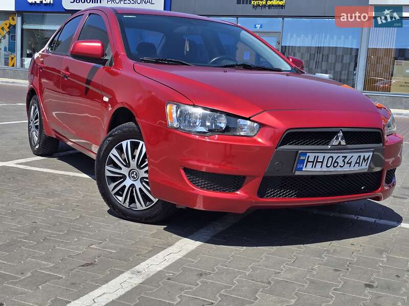 Седан Mitsubishi Lancer 2010 в Одессе