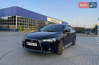 Седан Mitsubishi Lancer 2017 в 