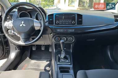 Седан Mitsubishi Lancer 2013 в 