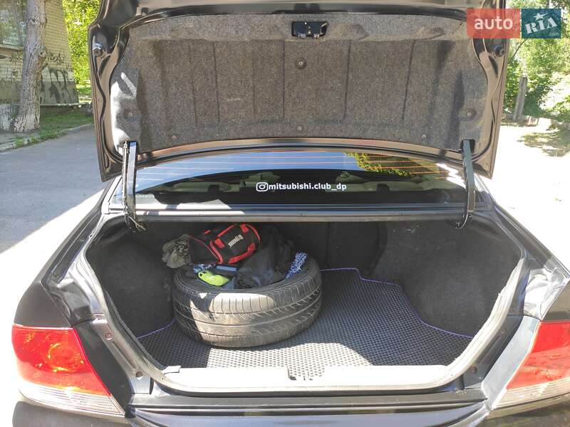 Седан Mitsubishi Lancer 2007 в Днепре