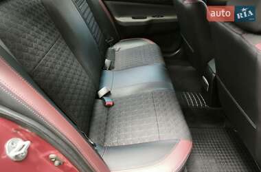 Седан Mitsubishi Lancer 2004 в 