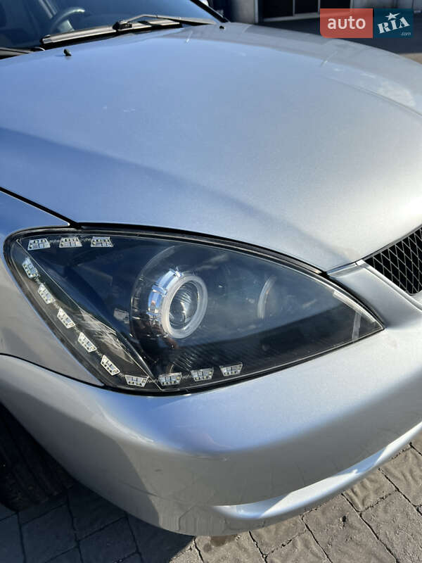 Седан Mitsubishi Lancer 2008 в Кривому Розі