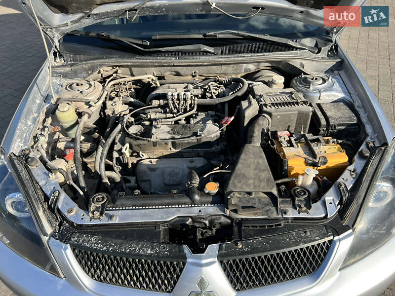 Седан Mitsubishi Lancer 2008 в Кривому Розі