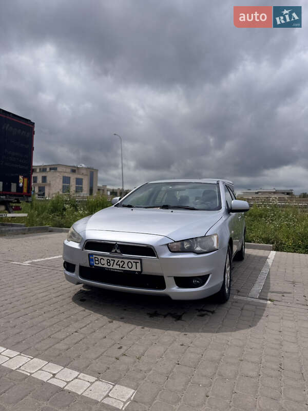 Mitsubishi Lancer 2010