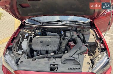 Седан Mitsubishi Lancer 2015 в 