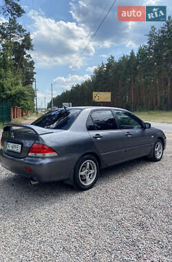 Седан Mitsubishi Lancer 2004 в 