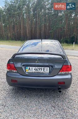 Седан Mitsubishi Lancer 2004 в 