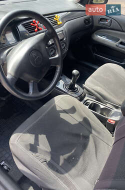 Седан Mitsubishi Lancer 2004 в 