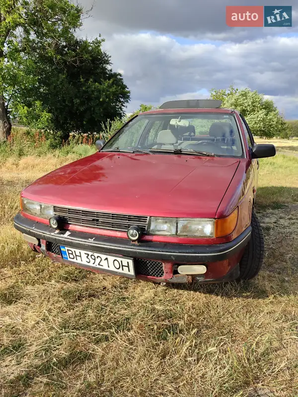 Mitsubishi Lancer 1989