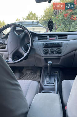 Седан Mitsubishi Lancer 2005 в 