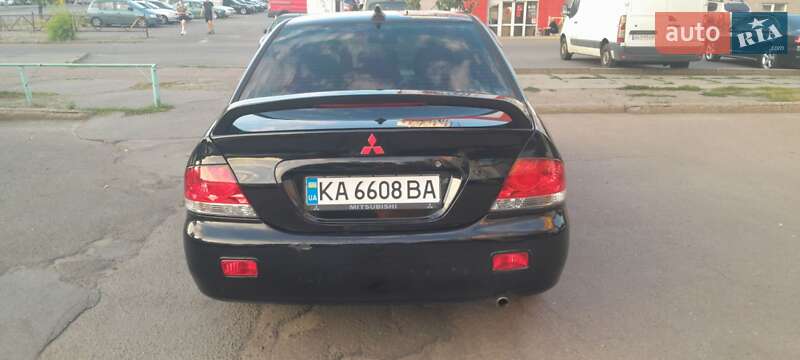 Седан Mitsubishi Lancer 2006 в Києві