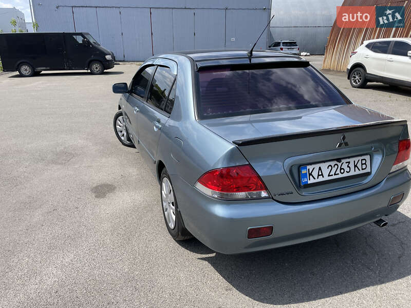 Седан Mitsubishi Lancer 2008 в Києві