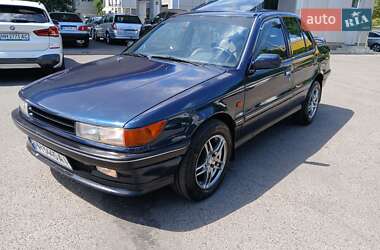 Седан Mitsubishi Lancer 1992 в Одессе