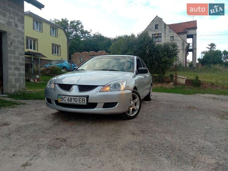 Mitsubishi Lancer 2004