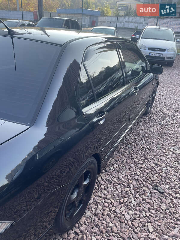Седан Mitsubishi Lancer 2006 в Киеве