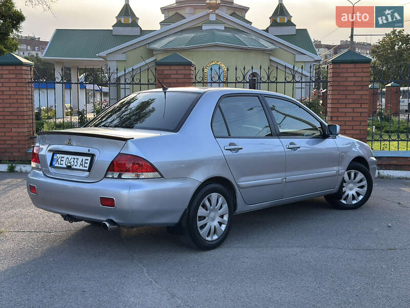 Седан Mitsubishi Lancer 2008 в Днепре