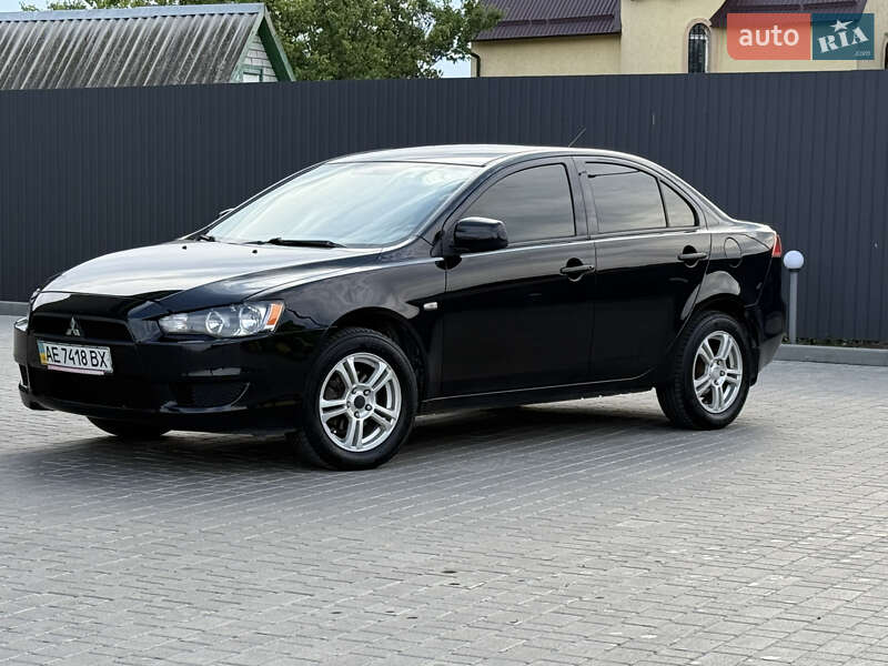 Седан Mitsubishi Lancer 2008 в Днепре