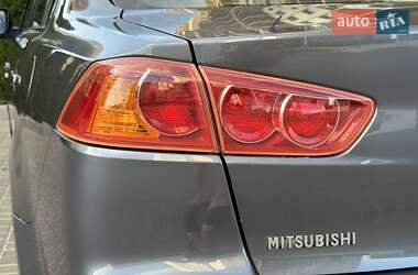 Седан Mitsubishi Lancer 2009 в 