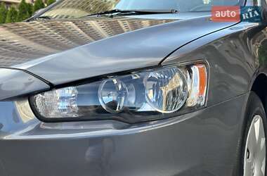 Седан Mitsubishi Lancer 2009 в 