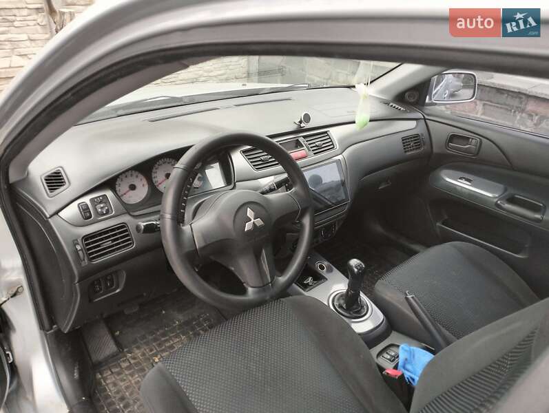 Седан Mitsubishi Lancer 2006 в Житомирі