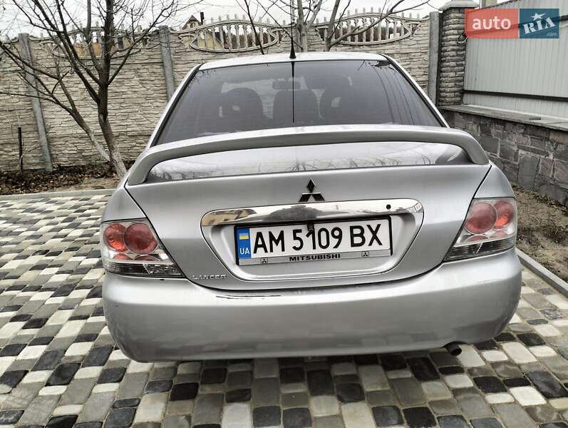 Седан Mitsubishi Lancer 2006 в Житомирі