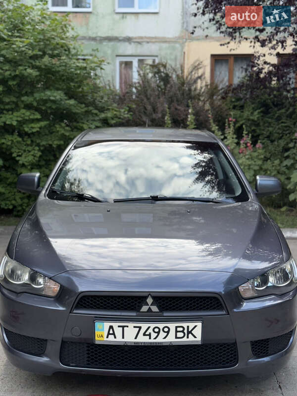 Седан Mitsubishi Lancer 2008 в Бурштині