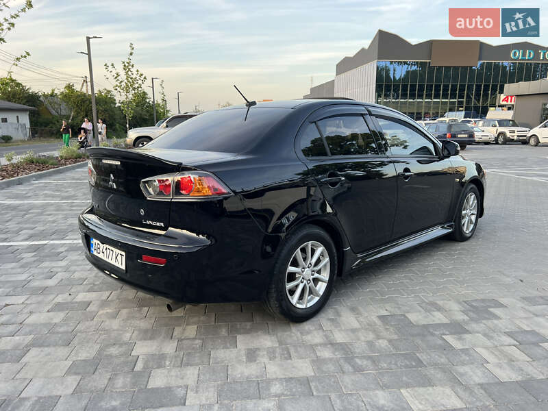 Седан Mitsubishi Lancer 2015 в Вінниці