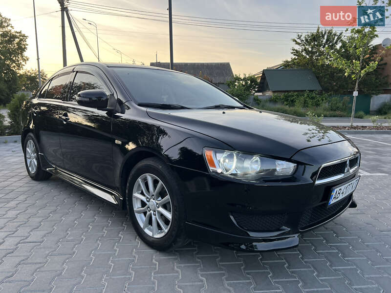 Седан Mitsubishi Lancer 2015 в Вінниці