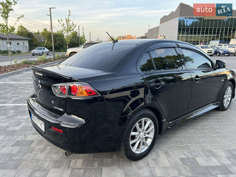 Седан Mitsubishi Lancer 2015 в Вінниці