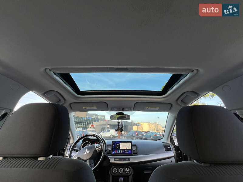 Седан Mitsubishi Lancer 2015 в Вінниці