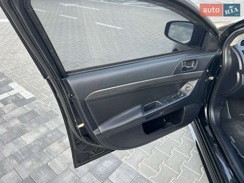 Седан Mitsubishi Lancer 2015 в Вінниці