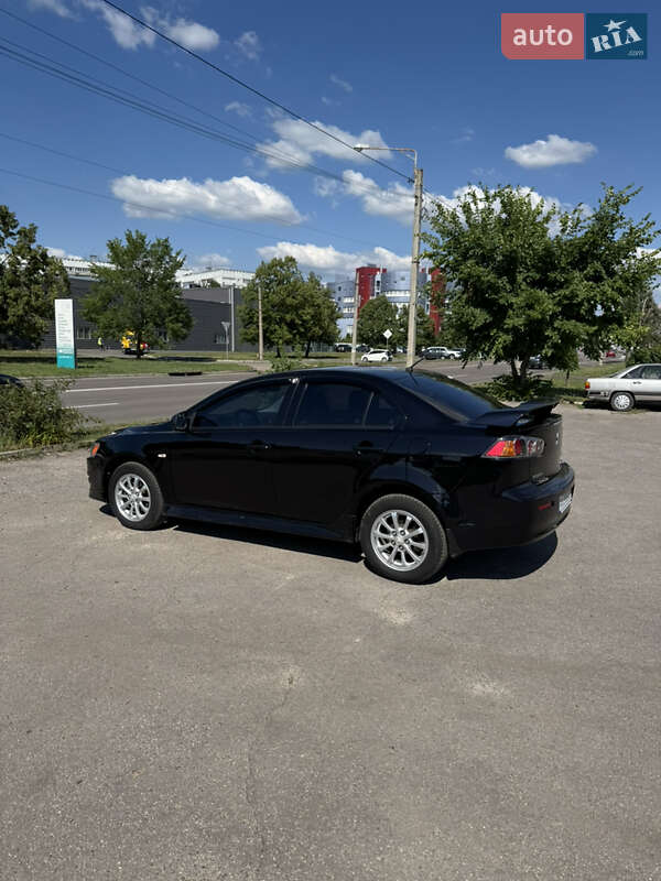 Седан Mitsubishi Lancer 2011 в Харькове