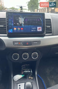 Седан Mitsubishi Lancer 2013 в 