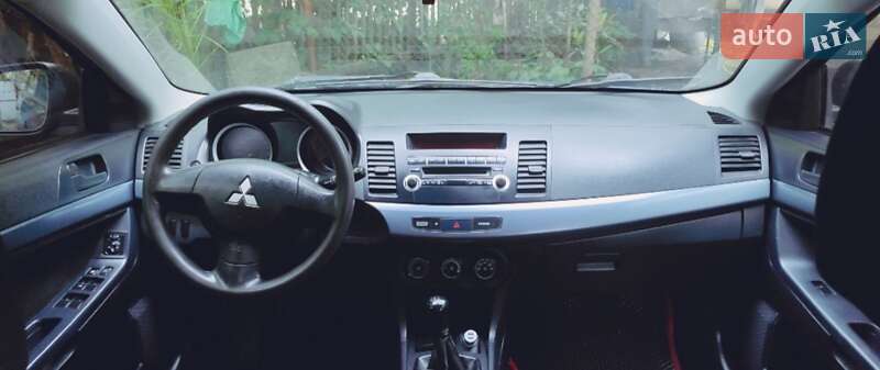 Седан Mitsubishi Lancer 2008 в Днепре