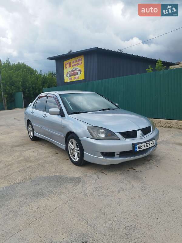 Седан Mitsubishi Lancer 2006 в Песчанке