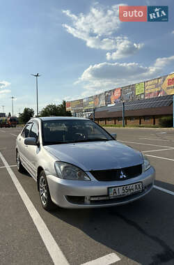 Седан Mitsubishi Lancer 2004 в Борисполе