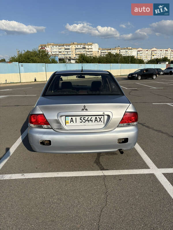 Седан Mitsubishi Lancer 2004 в Борисполе