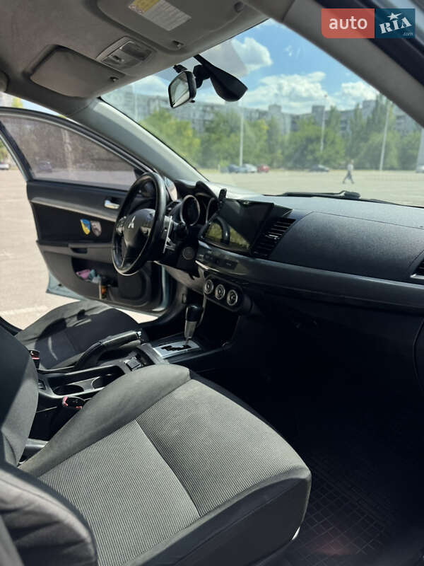 Седан Mitsubishi Lancer 2008 в Запорожье