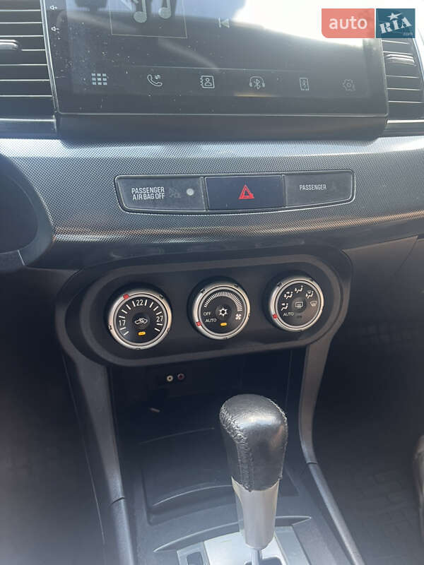 Седан Mitsubishi Lancer 2008 в Запорожье