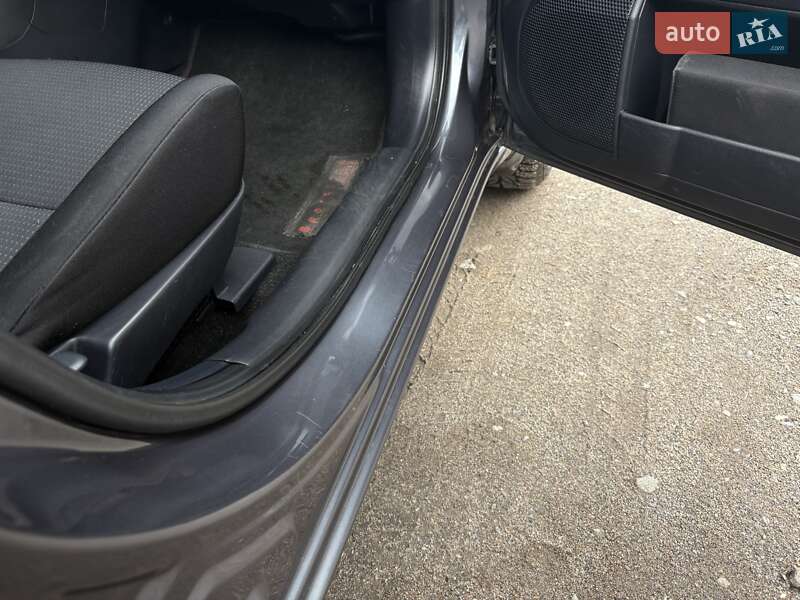 Седан Mitsubishi Lancer 2008 в Виннице