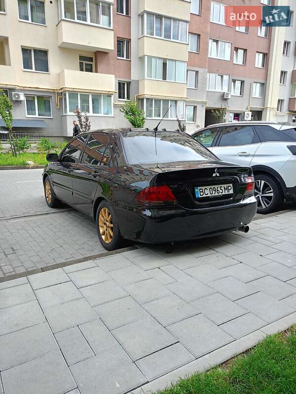 Седан Mitsubishi Lancer 2008 в Львові