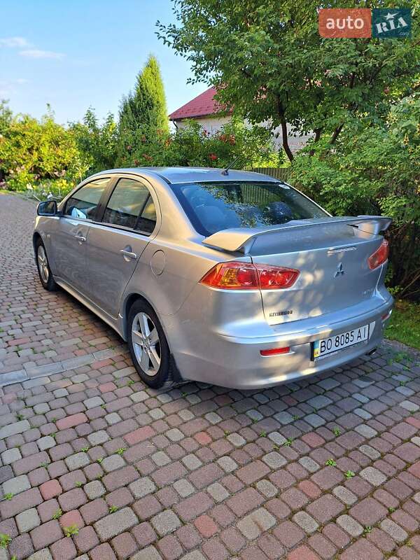 Седан Mitsubishi Lancer 2008 в Тернополе