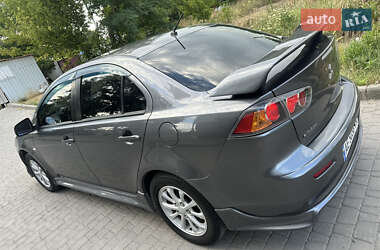 Седан Mitsubishi Lancer 2011 в 